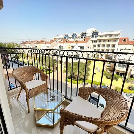 Cozy Corner Apartment Dubai Exterior photo